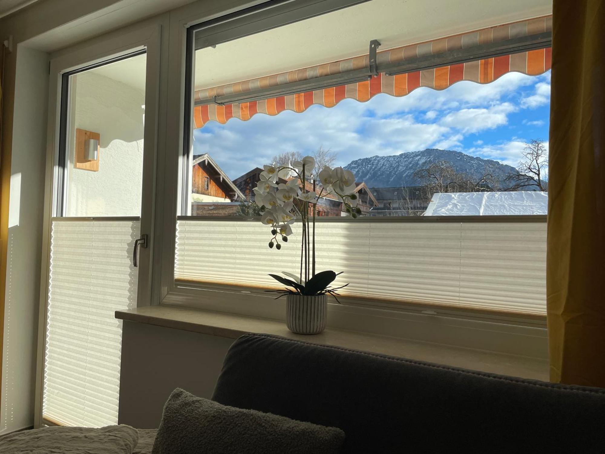 Leni Apartment *